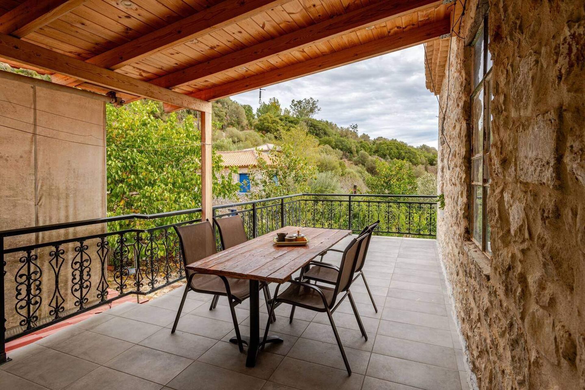 Villa | Outdoor dining