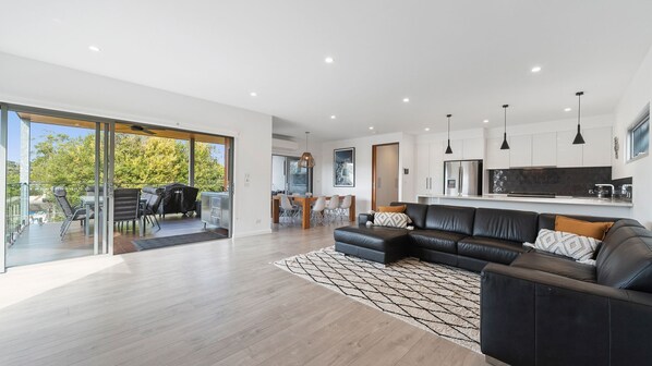 Télévision, lecteur de DVD