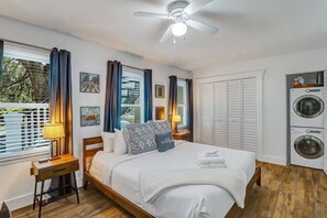 1 soverom, strykejern/-brett, wi-fi (inkludert) og sengetøy