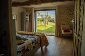 6 Schlafzimmer, Bügeleisen/Bügelbrett, Babybetten, kostenloses WLAN