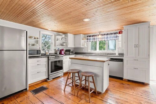 Enjoy your own home in Hampton Falls!