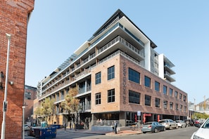 Exterior - Docklands 125 (Cape Town)