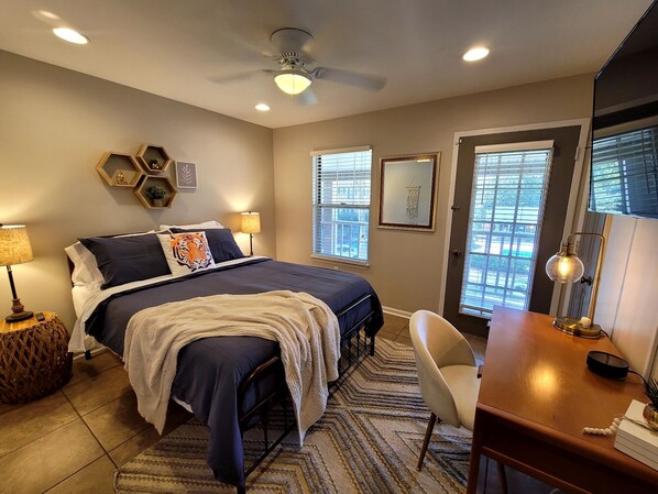 2 bedrooms, iron/ironing board, free WiFi, bed sheets