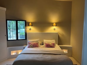 7 Schlafzimmer, Bügeleisen/Bügelbrett, kostenloses WLAN, Bettwäsche