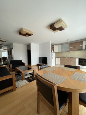 Dining - Sunny two room apartment, Baneasa, Petrom City. (Bucuresti)