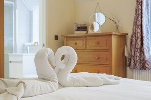 2 Schlafzimmer, Bügeleisen/Bügelbrett, kostenloses WLAN, Bettwäsche