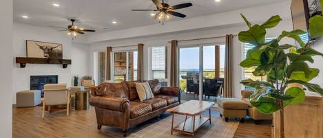 Cottage, 5 kamar tidur | Area keluarga | Smart TV dan perapian