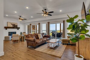 Cottage, 5 Bedrooms | Living area | Smart TV, fireplace - Chateau Royale 5 Bedroom Home by RedAwning (Branson)