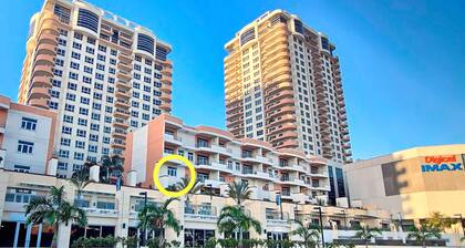 Exclusive City Condo with a view of Carnival 2023