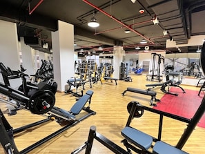 Salas para tratamentos a dois, sauna seca, banheira de hidromassagem