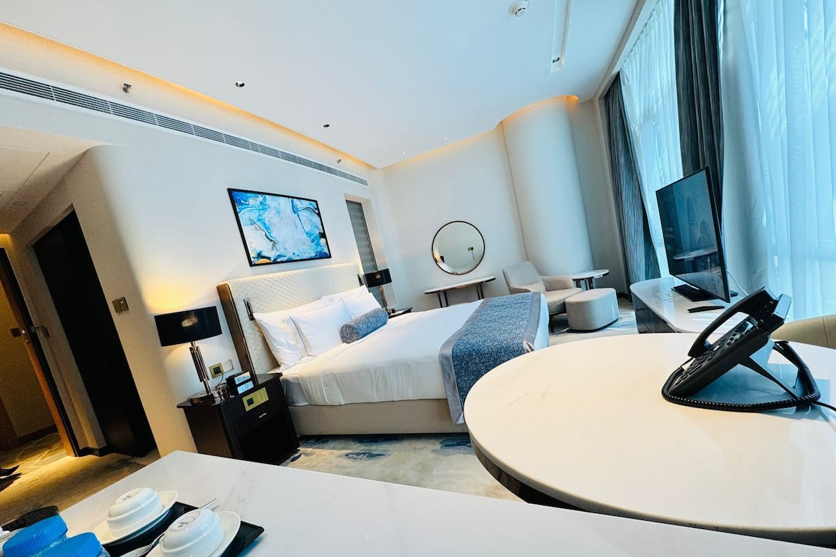 Standard Double or Twin Room | 1 bedroom, minibar, in-room safe, desk