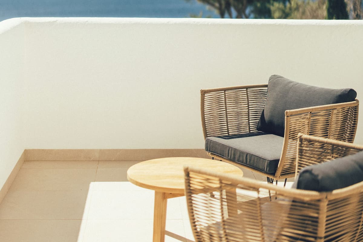 Premium-Loft | Allergikerbettwaren, Daunenbettdecken, Pillowtop-Betten, Minibar