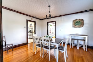 Dining - Historic home. New River Gorge + Firepit +Gameroom, sleeps 10 (Oak Hill)