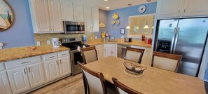Apartment, Multiple Beds, Balcony, Ocean View | Private kitchen