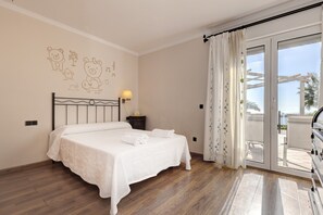 6 habitaciones, tabla de planchar con plancha y wifi gratis 