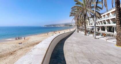 Holiday Apartment 'Casa Vale do Paraíso' with Sea View, Private Balcony & Wi-Fi