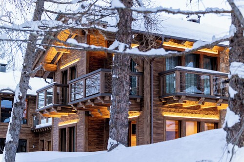 "Chalet Imbosc'chè" with Mountain View, Garden and Wi-Fi