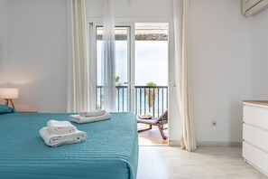 2 makuuhuonetta, silitysrauta/-lauta, ilmainen Wi-Fi, vuodevaatteet