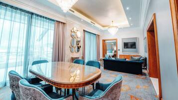 Presidential | 1 Schlafzimmer, Daunenbettdecken, Betten mit Memory-Foam-Matratzen