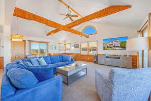 Smart TV, stereo - Oceanfront Home in Waves with Hot Tub, Smart TVs, Grill. Don't Waves Goodbye! (Waves)