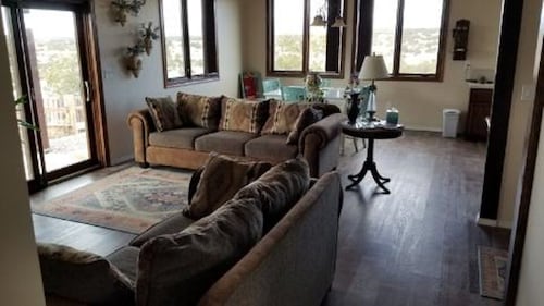 Peace of Heaven Casita on 200 acres