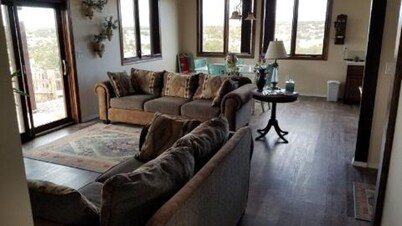 Peace of Heaven Casita on 200 acres