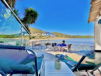 Apraos Beachfront Studio