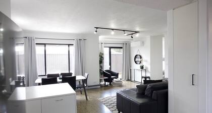 THE TERRACES UNIT 4- beautifully renovated ground floor unit.