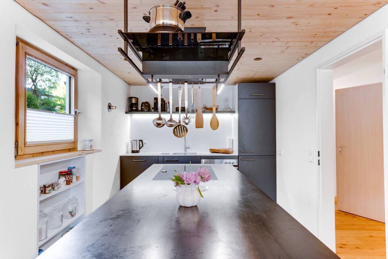 Kühlschrank, Ofen, Herdplatte, Geschirrspüler