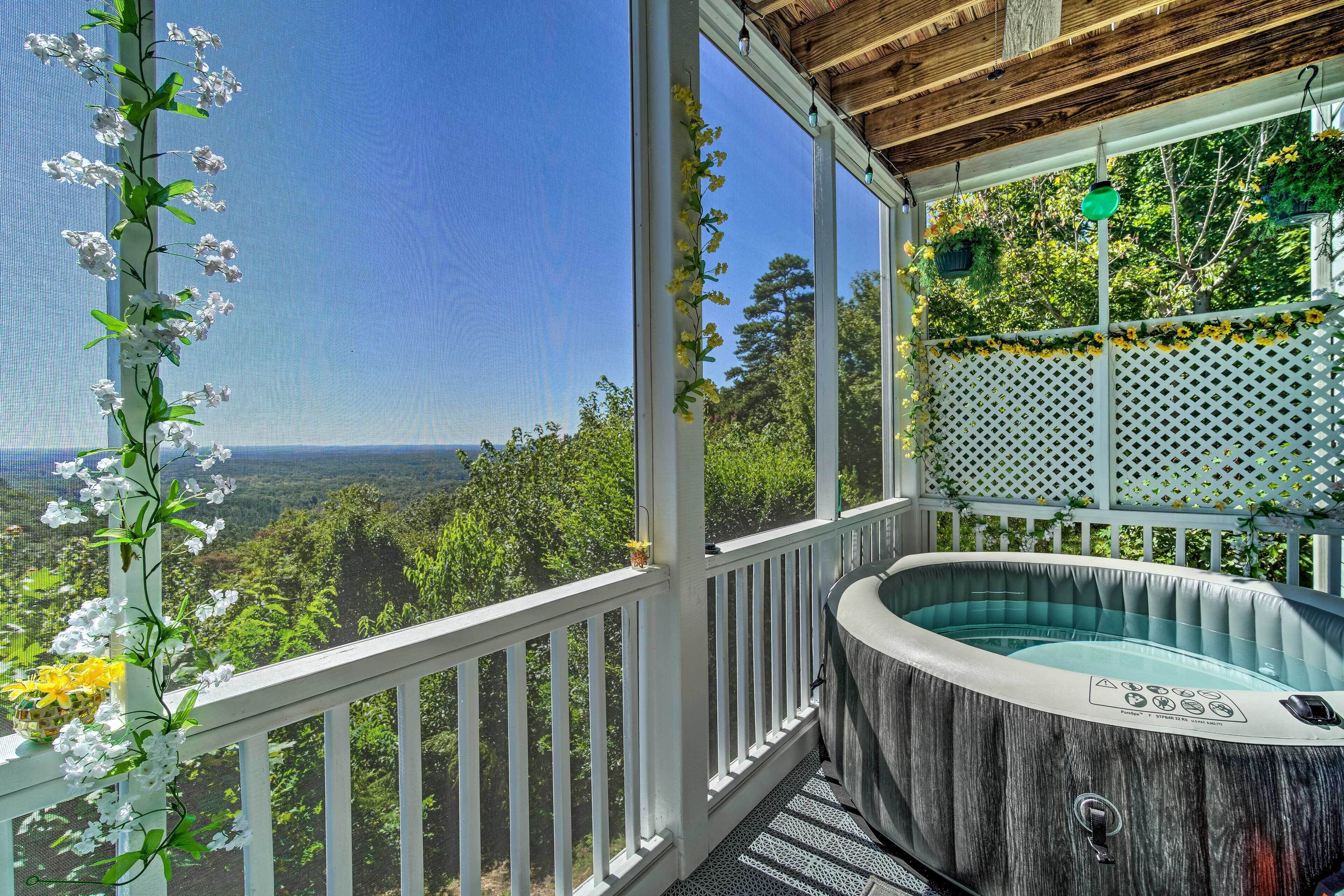 Outdoor spa tub