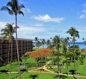 Golf - Higher floor condo suite with ocean views from private lanai (Kihei)