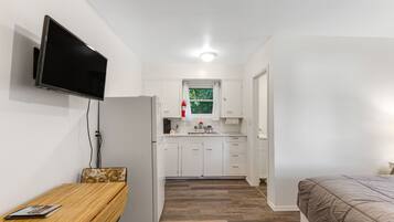 Internet, bed sheets