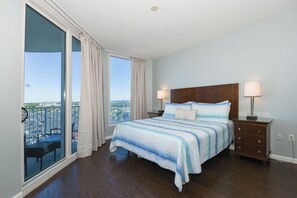 2 makuuhuonetta, silitysrauta/-lauta, ilmainen Wi-Fi, vuodevaatteet