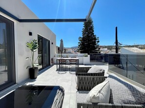 Outdoor dining - Sunset loft suite (Réthymnon)