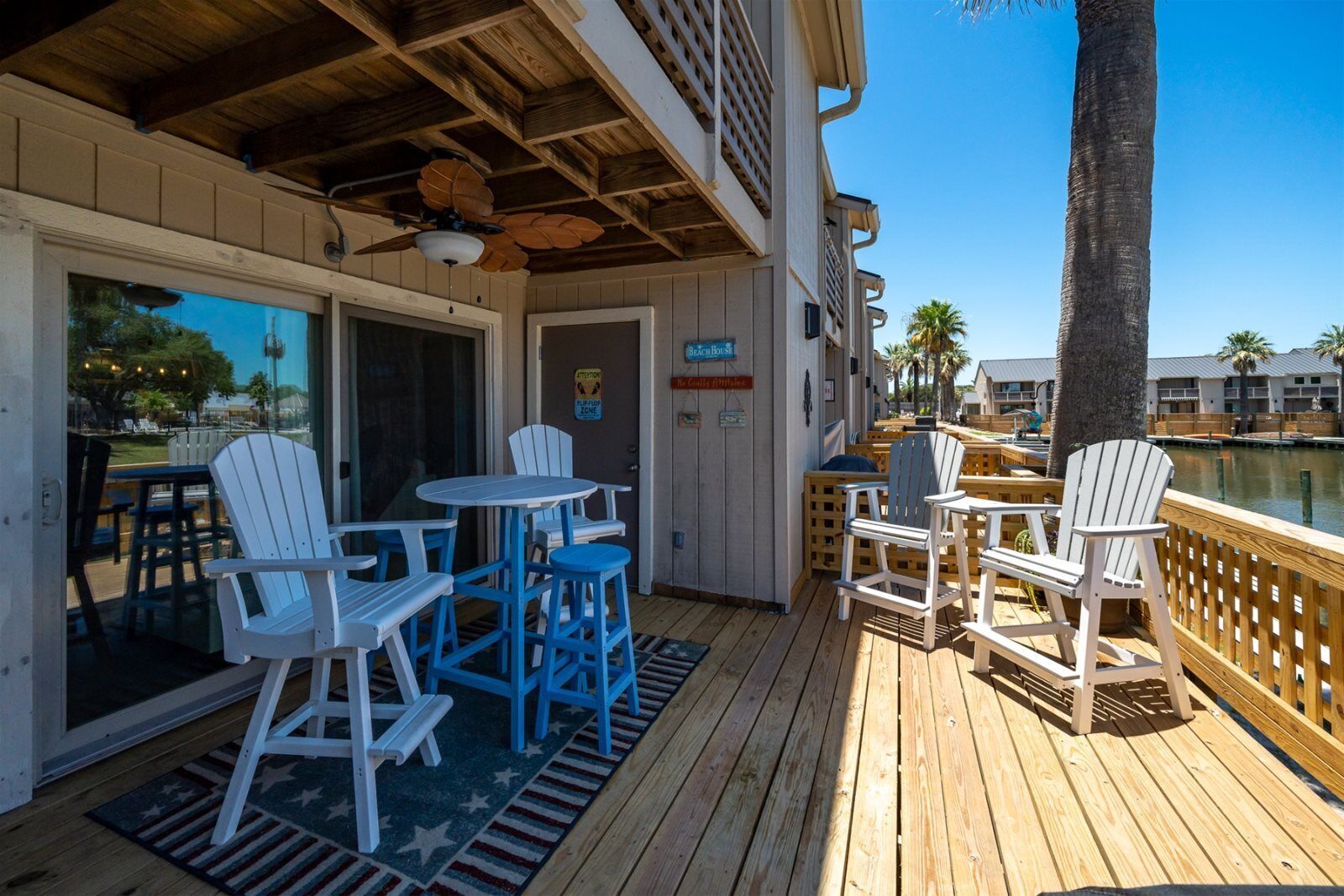 Be Our Guest | Overlooking the Canal + Access to 3 Pools!