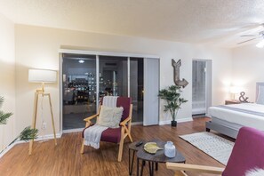 Comfort-Apartment (1 Bedroom) | 1 Schlafzimmer, Bügeleisen/Bügelbrett, Bettwäsche