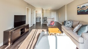 Standard Apartment (1 Bedroom) | Living area | TV - Single Bedroom Flat With Beautiful River Views (Memphis)