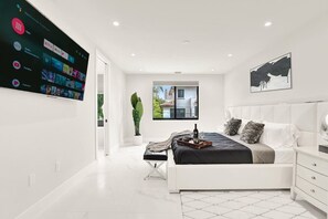 4 camere, una scrivania, ferro/asse da stiro, Wi-Fi gratuito