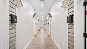 Unclassified image, 2 of 15, button - 1 Bedroom Apartment at Oak + Fountain - #5 (Grand Bay)
