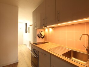 Refrigerador, microondas, lavavajillas