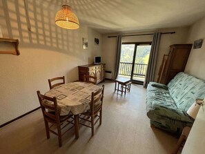 Télévision, espaces bureaux