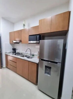 Private kitchen - Modern new Condo a few steps from the beach (Mazatlán)