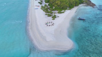 Private beach nearby, white sand, free beach shuttle, sun loungers