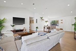 Smart TV, fireplace, video games, stereo