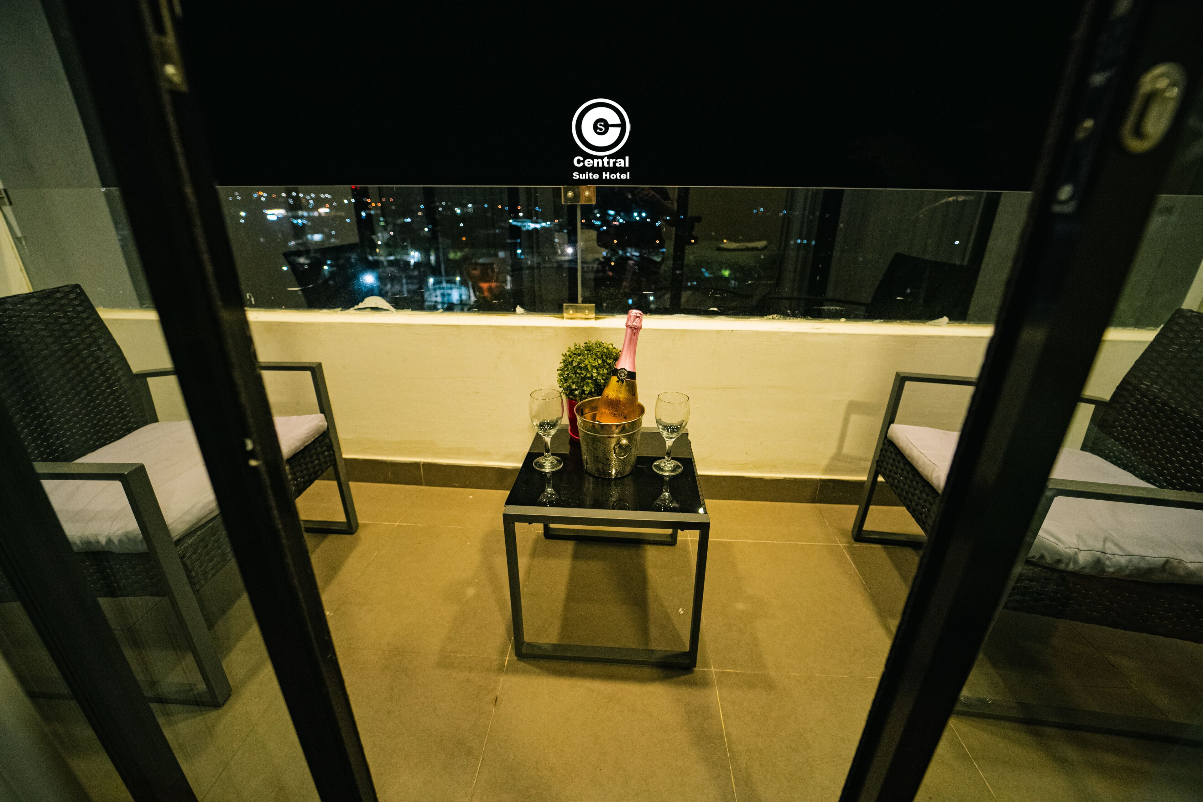 Photo - Central Suite