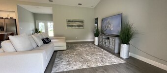 Joyful 4 bed 2 bath home in the beautiful Port St.Lucie