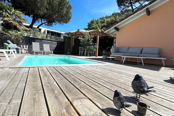 Piscina all'aperto, una piscina riscaldata