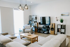TV, books