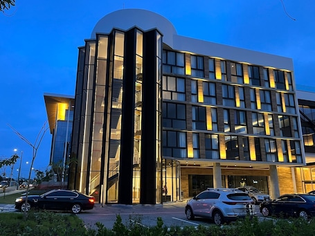 Fachada de la propiedad