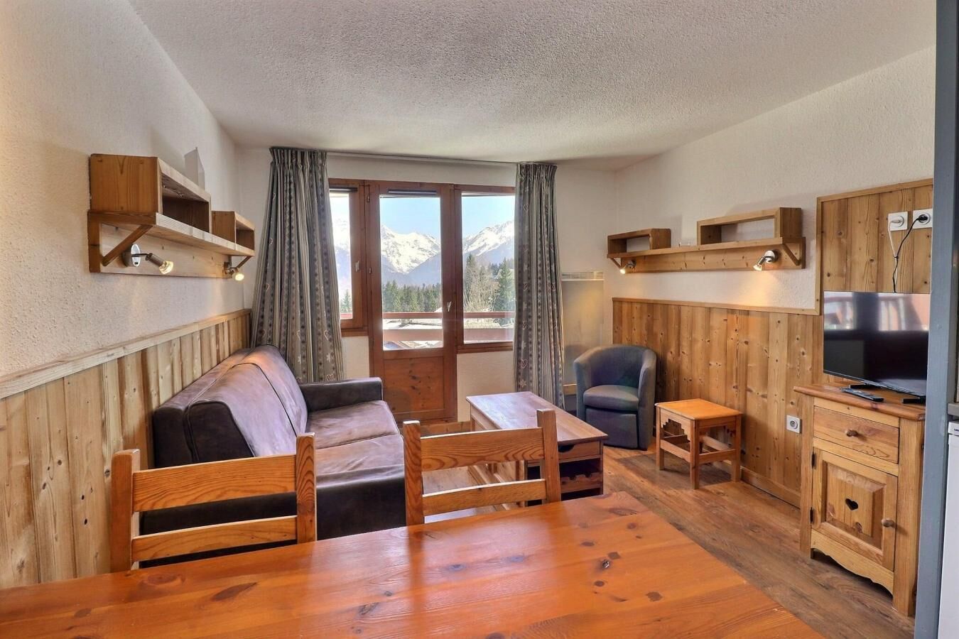 10m From Ski Slopes, 4th Floor, Balcony, Ski Locker, 31m², La Tania - Courchevel